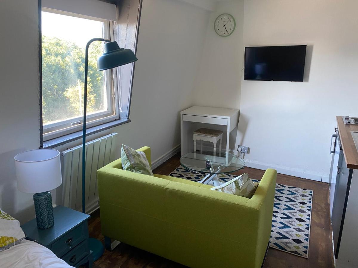 Apartment Hub 3 *